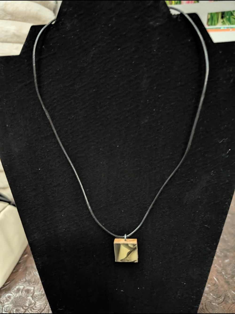 Minimalist Gold Square Pendant Necklace - Women Jewelry